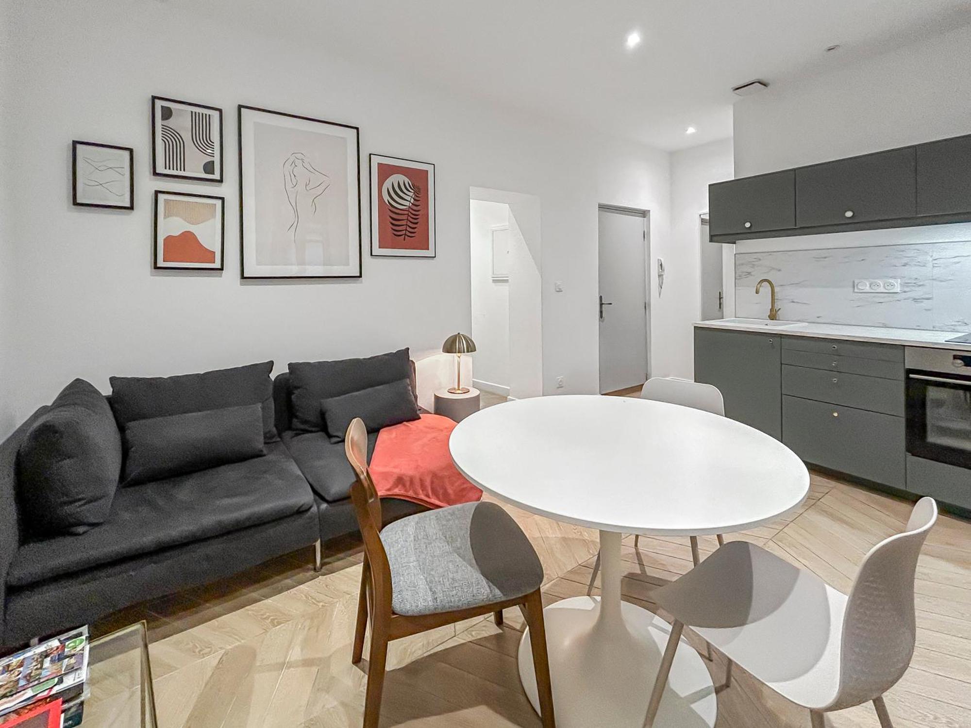 Hebergements Modernes & Cosy A Arles T3 Et T2 Elegants Exterior photo