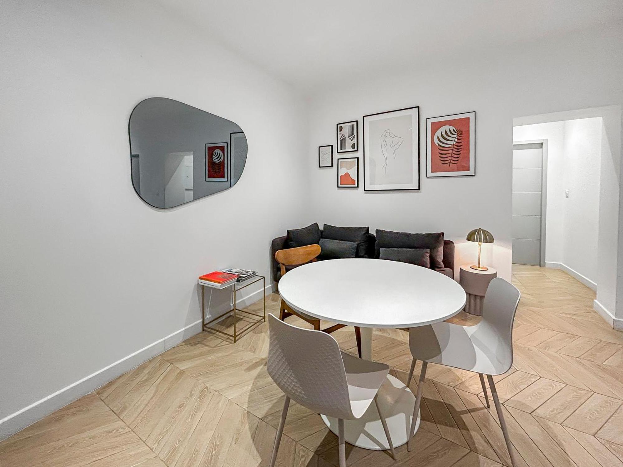 Hebergements Modernes & Cosy A Arles T3 Et T2 Elegants Exterior photo