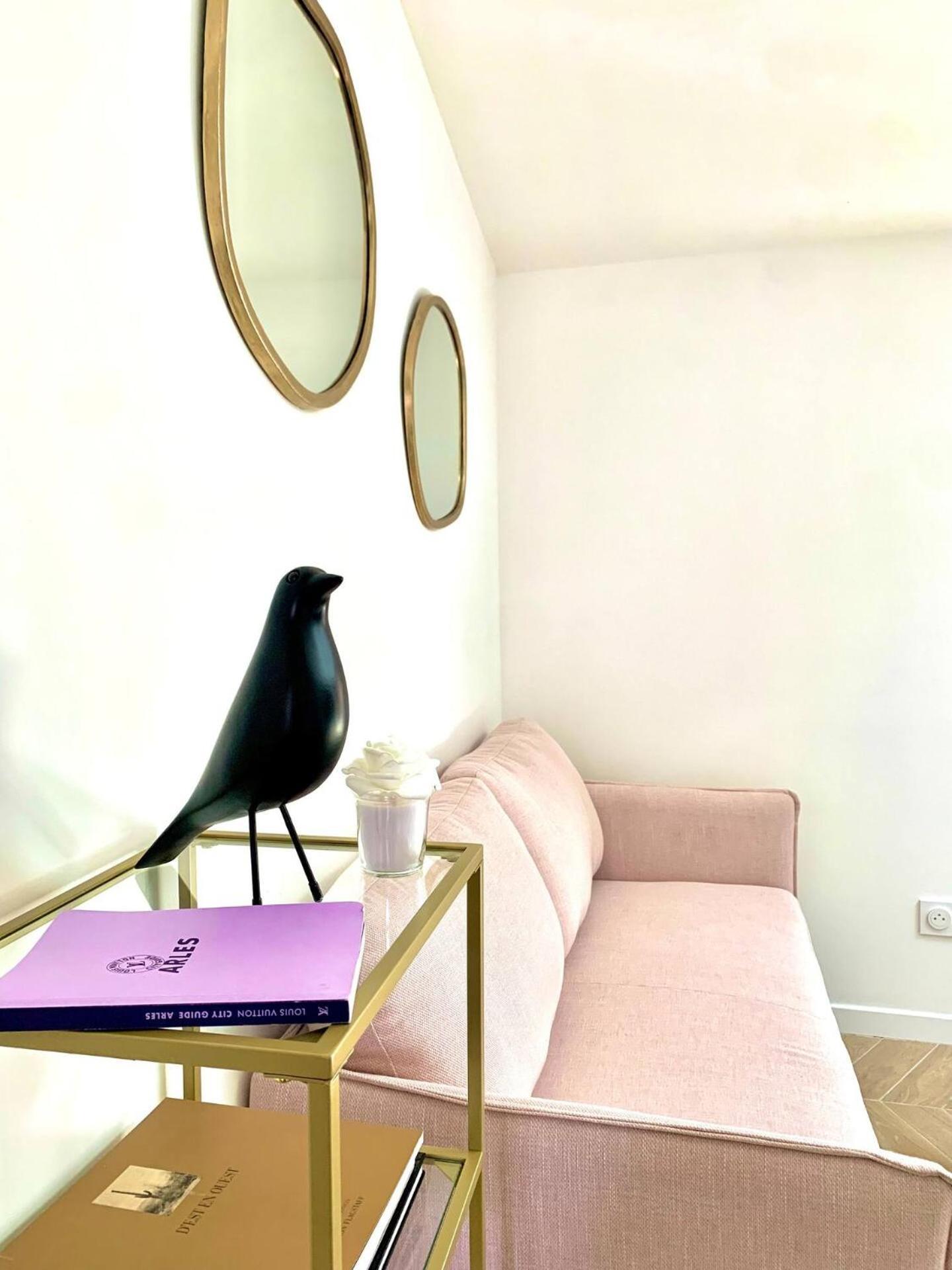 Hebergements Modernes & Cosy A Arles T3 Et T2 Elegants Exterior photo